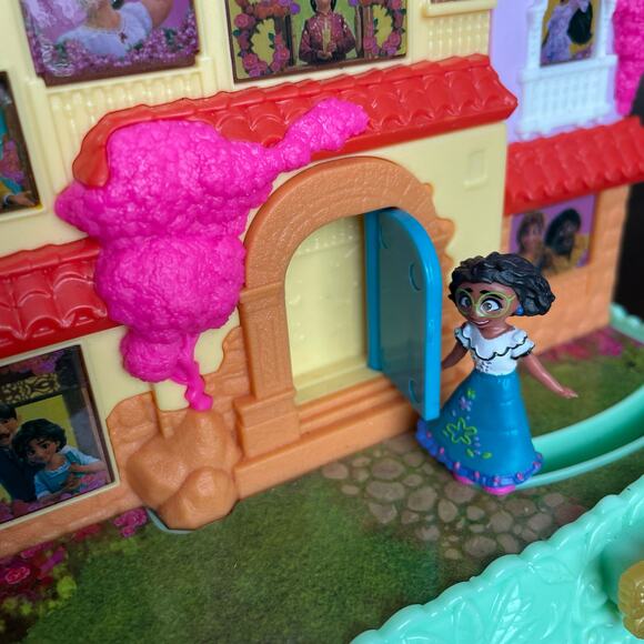 Disney Encanto Magical Casa Madrigal Jewelry Box No Sound or Light Does Move - Picture 6 of 12